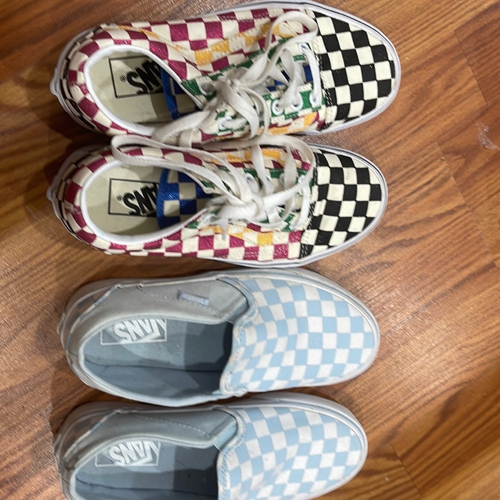 Vans size 6.. 2 for the price of 1